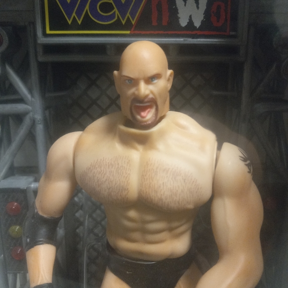 1999 Toy Biz WCW NWO Rumble N Roar Wrestler Goldberg Figure - Picture 2 of 8